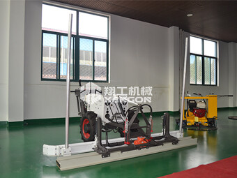 快看！你不知道的手扶混凝土攤鋪機(jī)施工優(yōu)勢