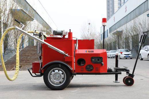 瀝青灌縫機(jī)不光看質(zhì)量，還要看品牌