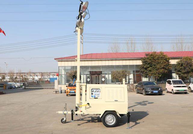 翔工的照明燈車(chē)，哪里需要哪里搬